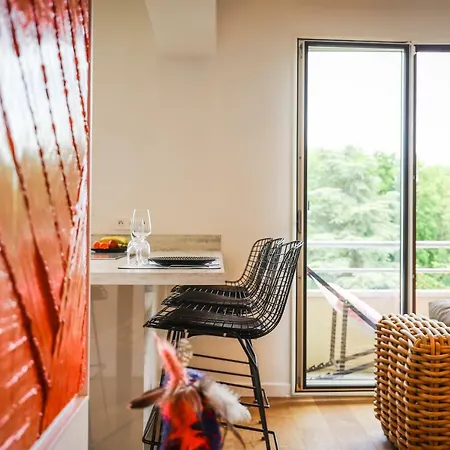 アパート The Sparkling Castle