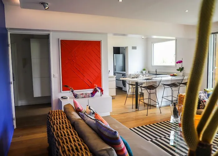 The Sparkling Castle *